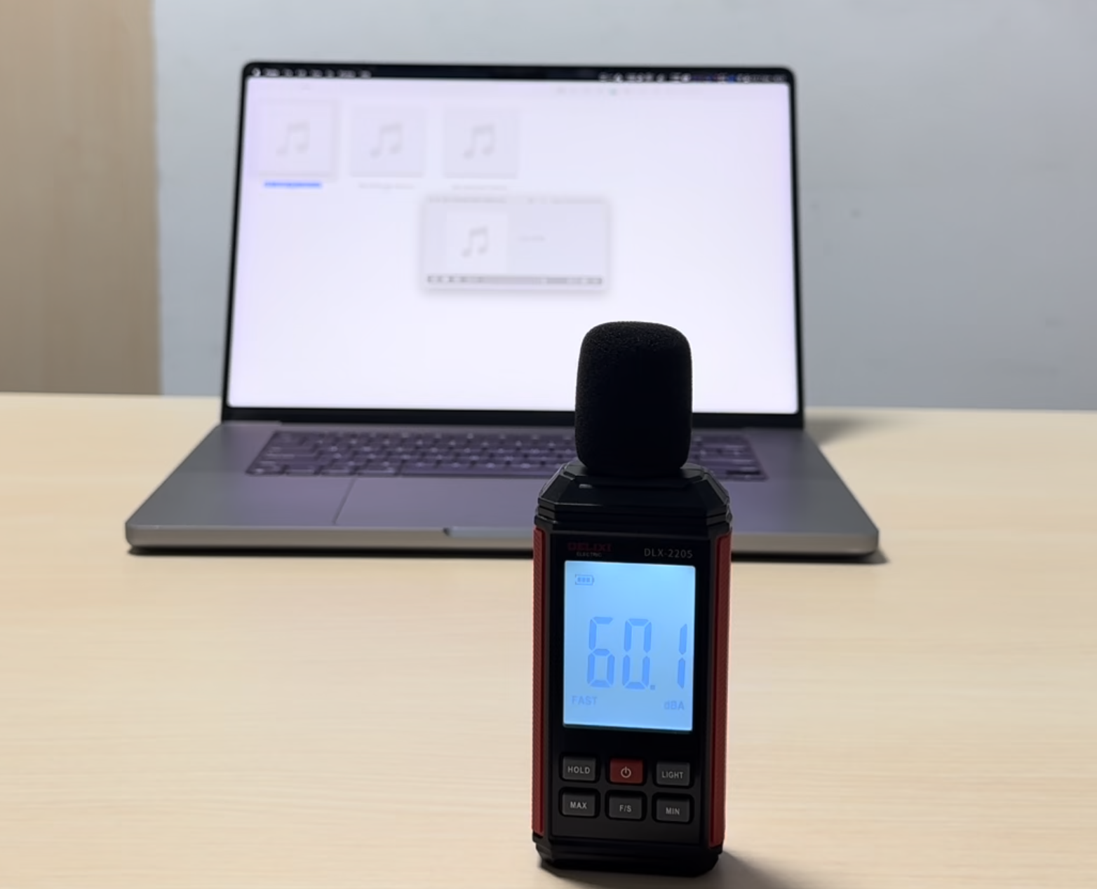 Macbook test illustration